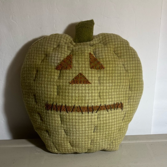 Primitive Green Pumpkin Decorative Fall Harvest Pillow - Picture 1 of 5